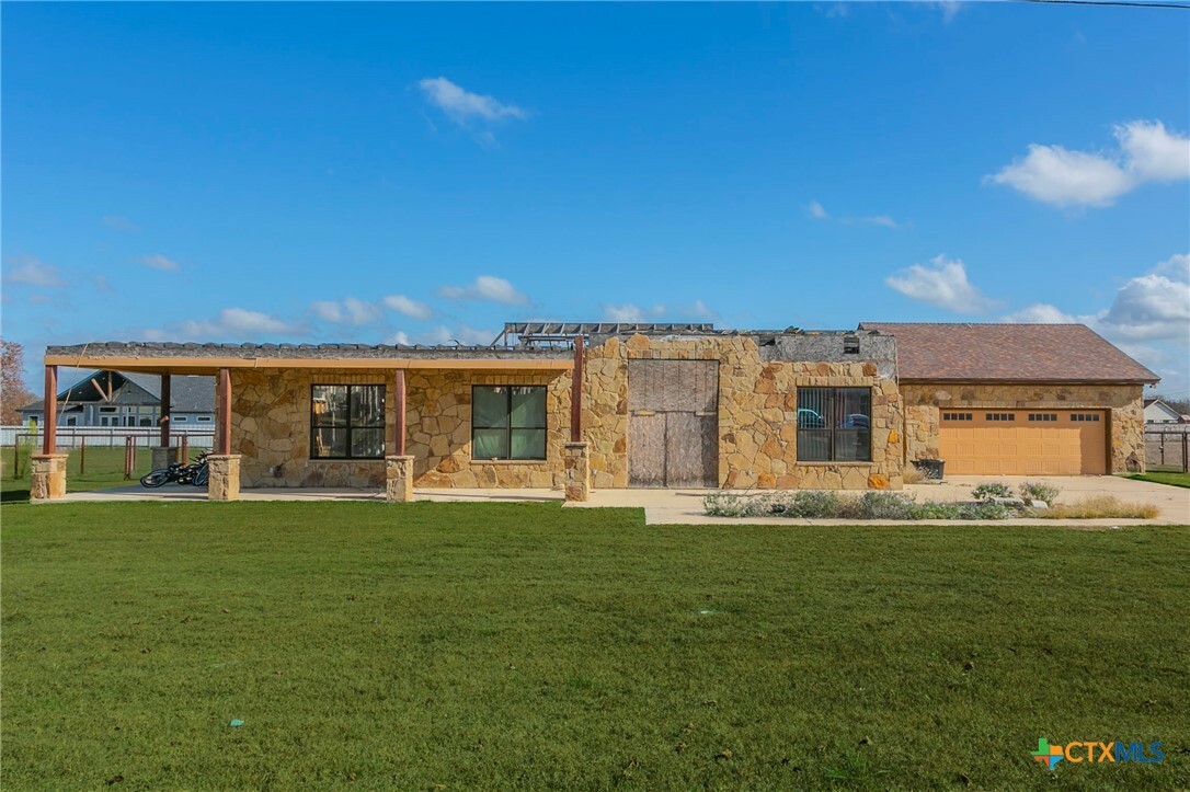 Property Photo:  2178 Southbend Road  TX 76571 