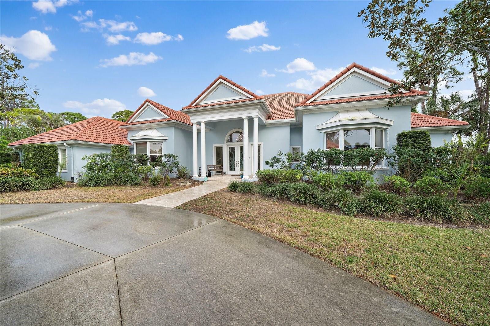 Property Photo:  676 Eagle Watch Lane  FL 34229 