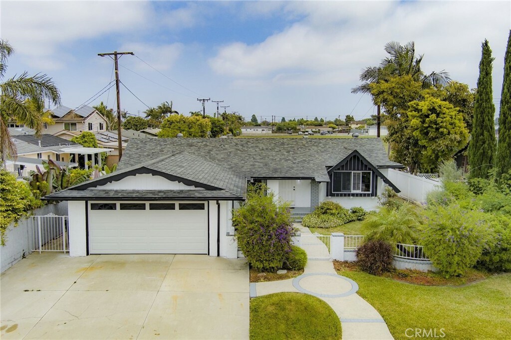 16082 Schryer Lane  Huntington Beach CA 92649 photo