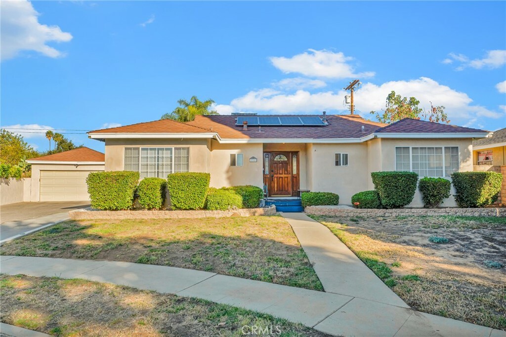 Property Photo:  15909 Vintage Street  CA 91343 