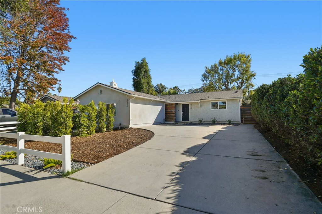 Property Photo:  6240 Jackie Avenue  CA 91367 