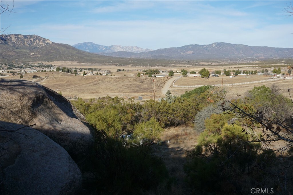 Property Photo:  49947 Bradford Road  CA 92536 