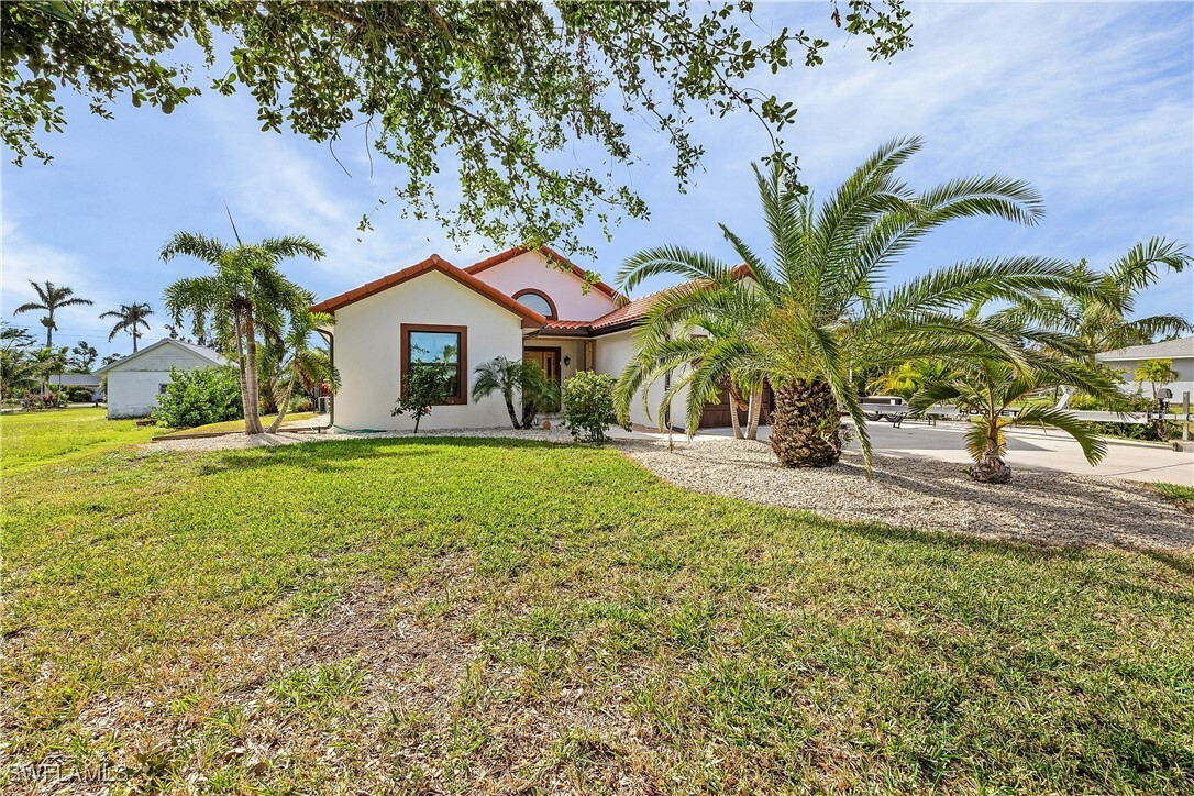 Property Photo:  5839 Bonita Road  FL 33922 