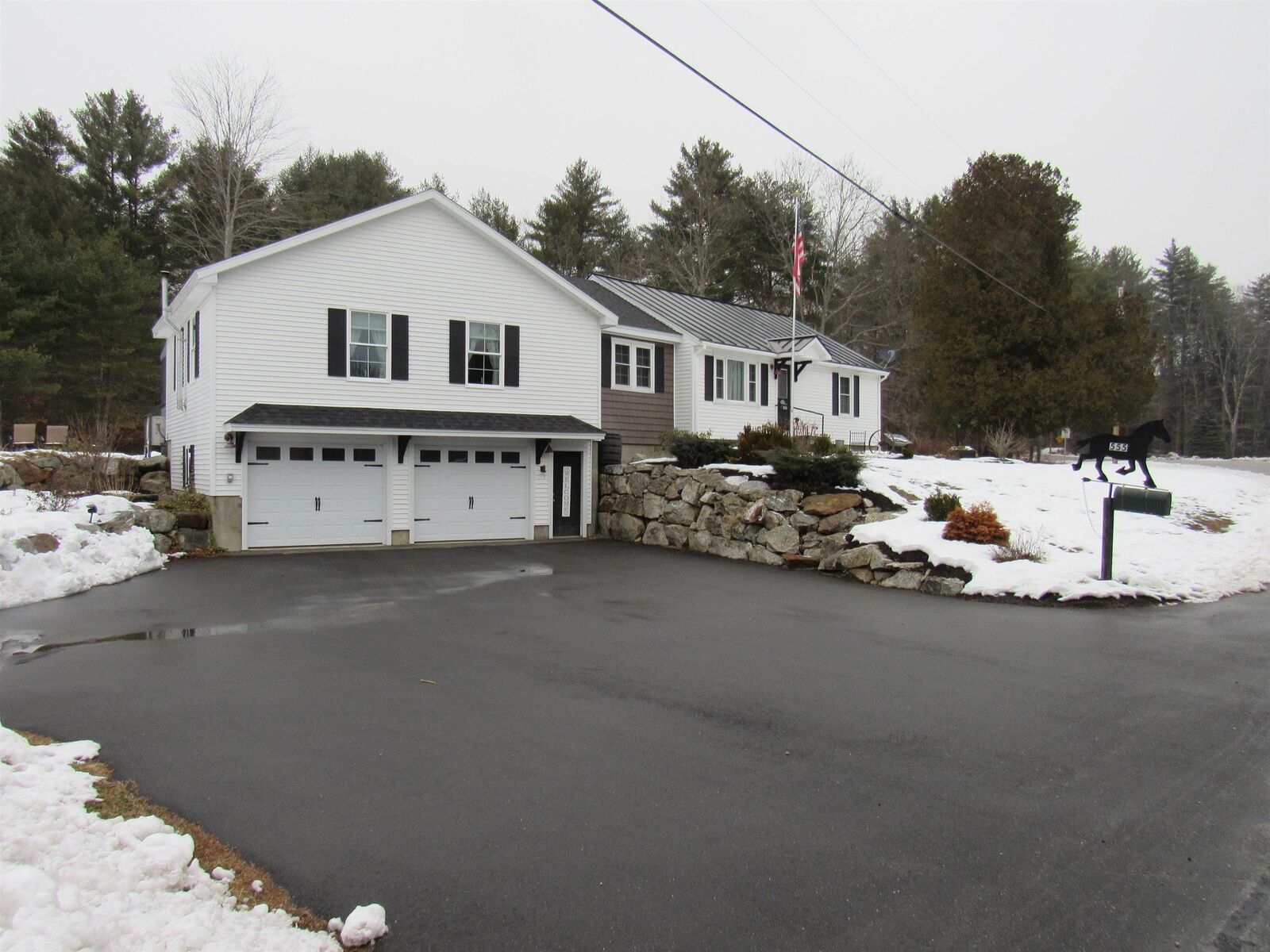 Property Photo:  555 Schoodac Road  NH 03278 