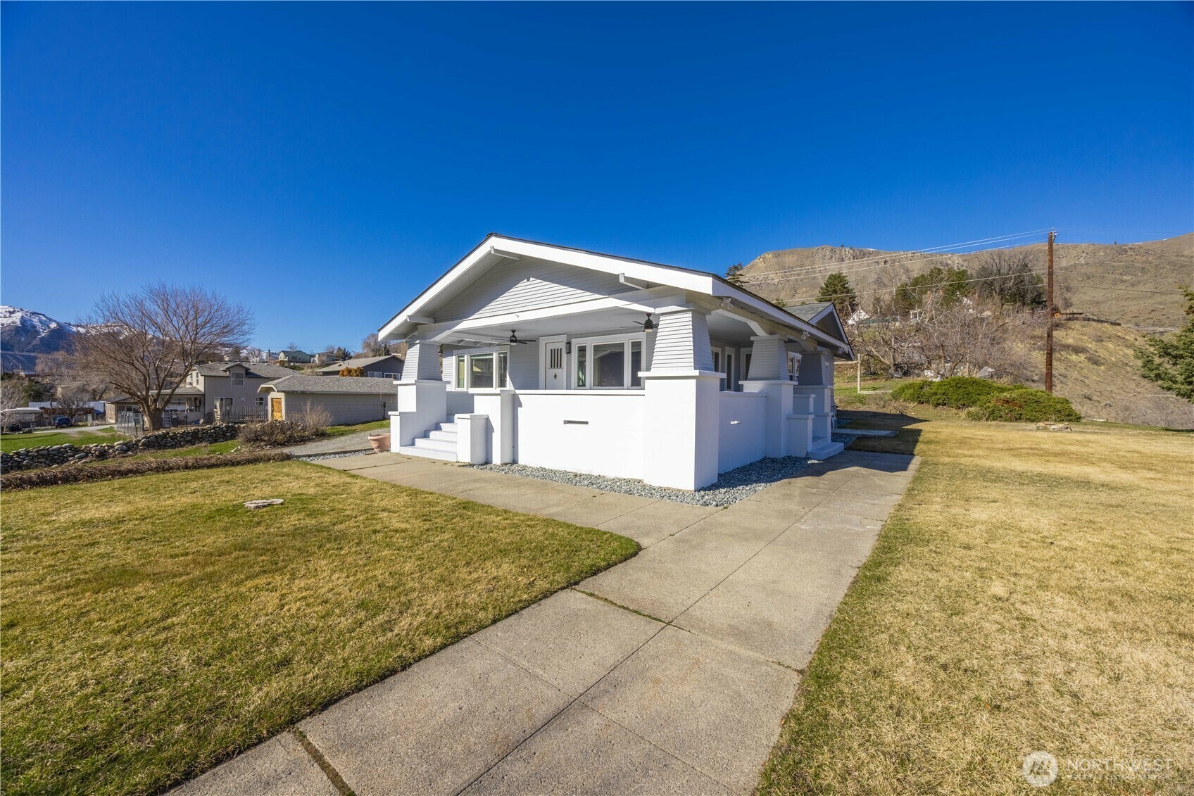 Property Photo: 242 3rd Street WA 98817