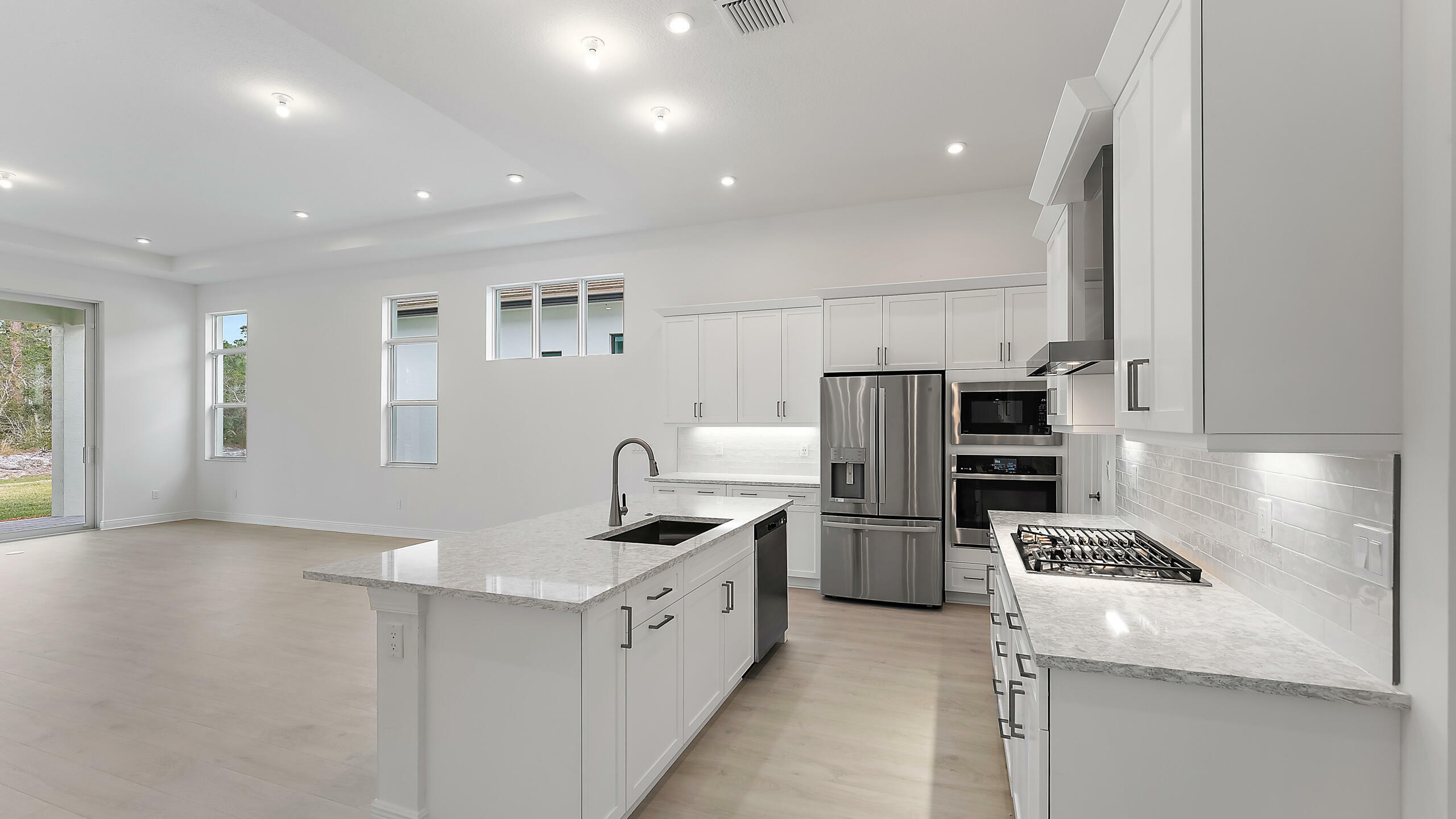 Property Photo: 2857 SE Ashfield Drive FL 34984
