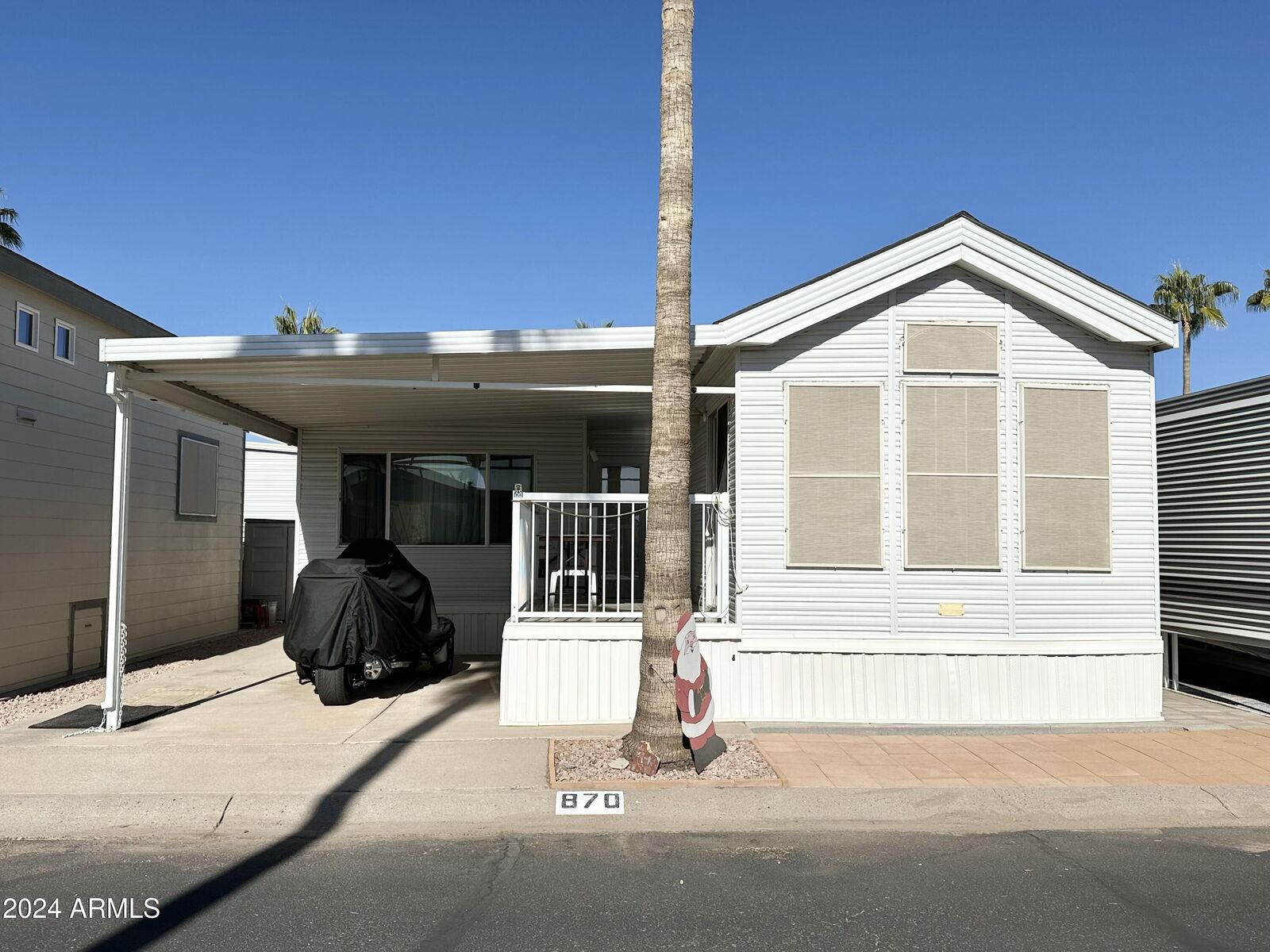 Property Photo: 870 S Motherlode Drive AZ 85119