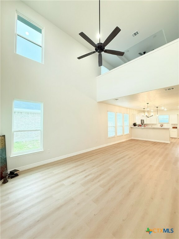 Property Photo: 247 Fawn Ridge Drive TX 76522