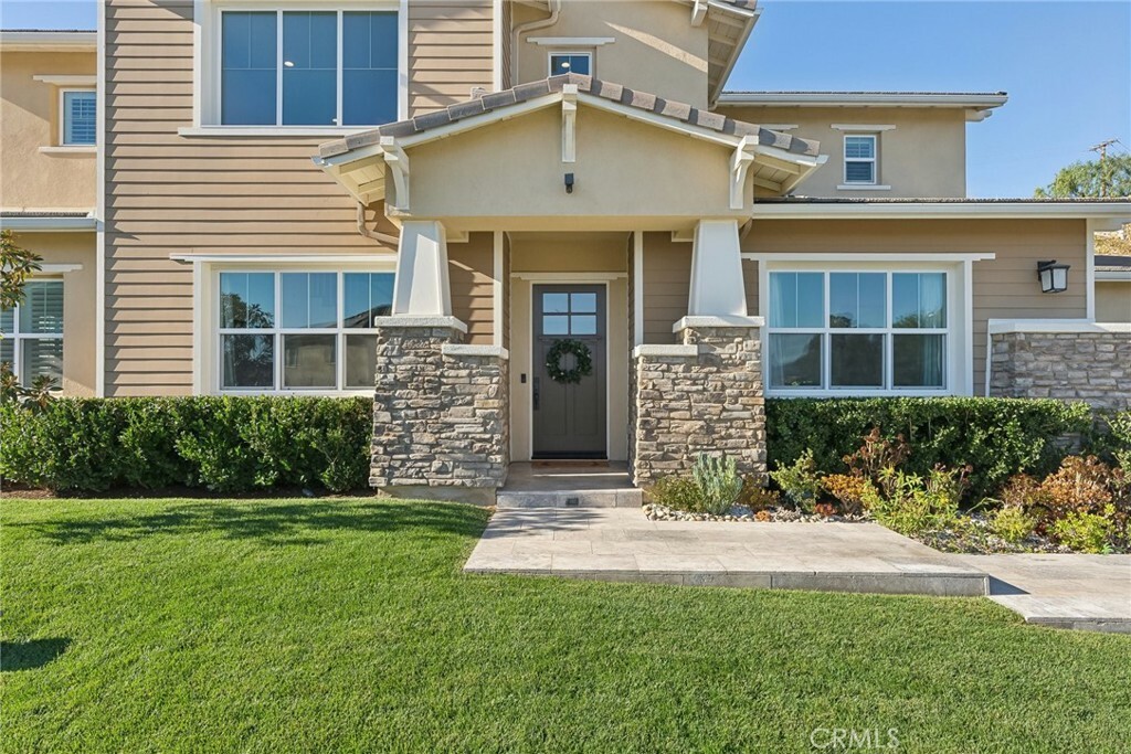 Property Photo:  5313 Newbury Lane  CA 92886 