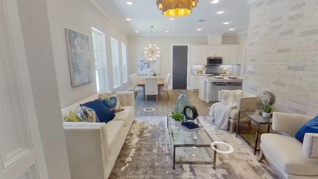 Property Photo: 305 Sunset Lane 104 TX 76114