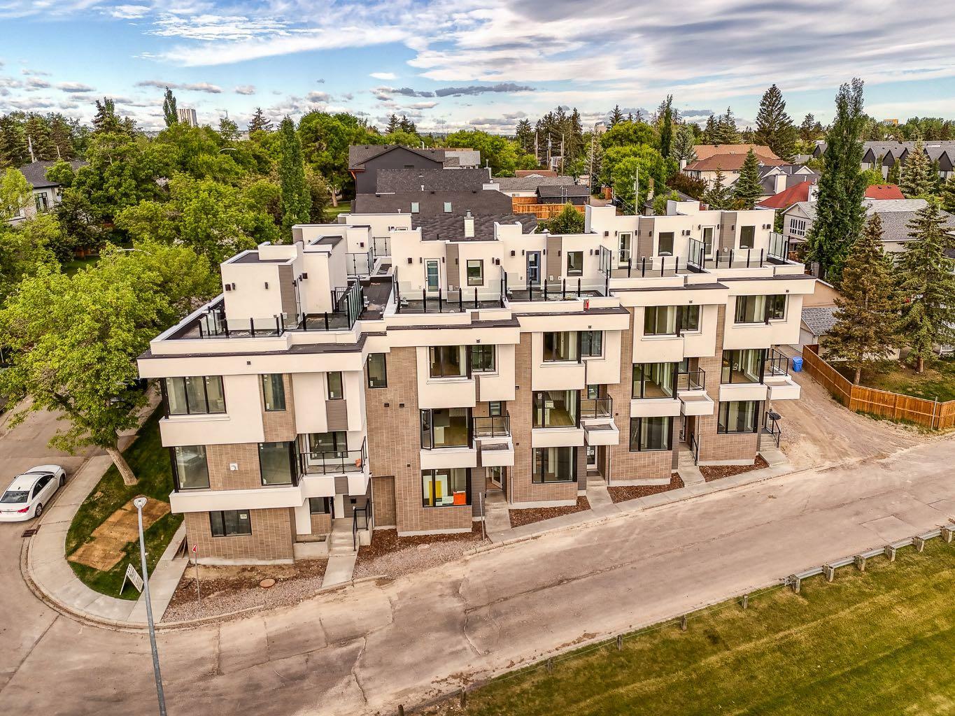 Property Photo: 2307 13 Street NW AB T2M 1T8