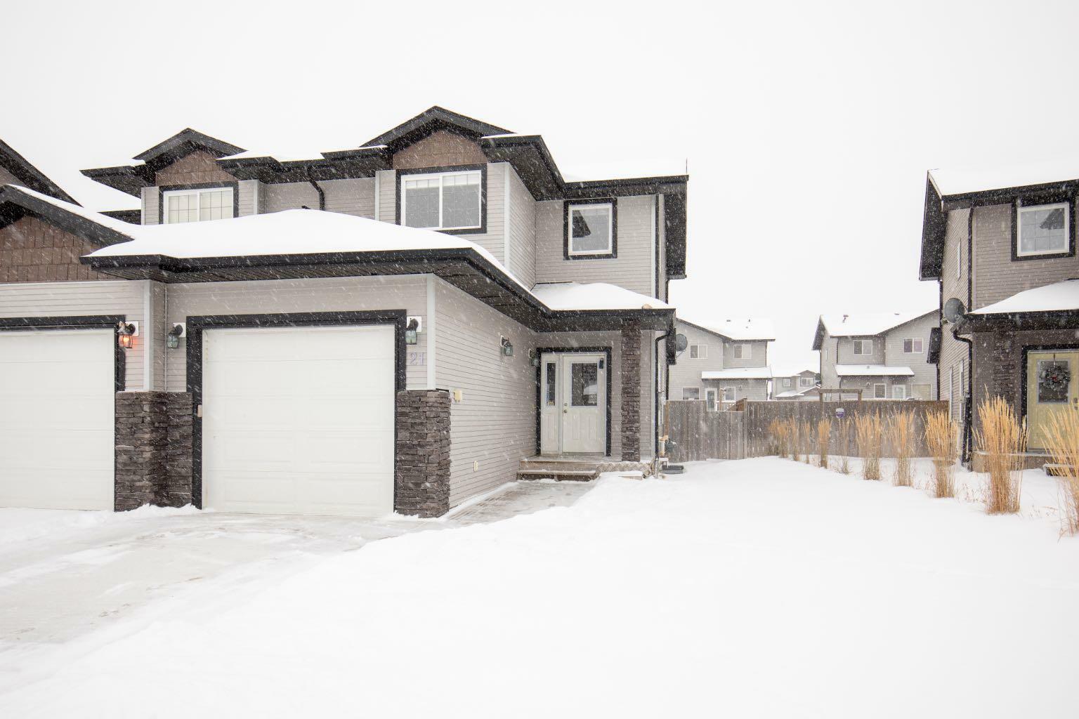 Property Photo:  21 Pinetree Close  AB T4M 0G4 