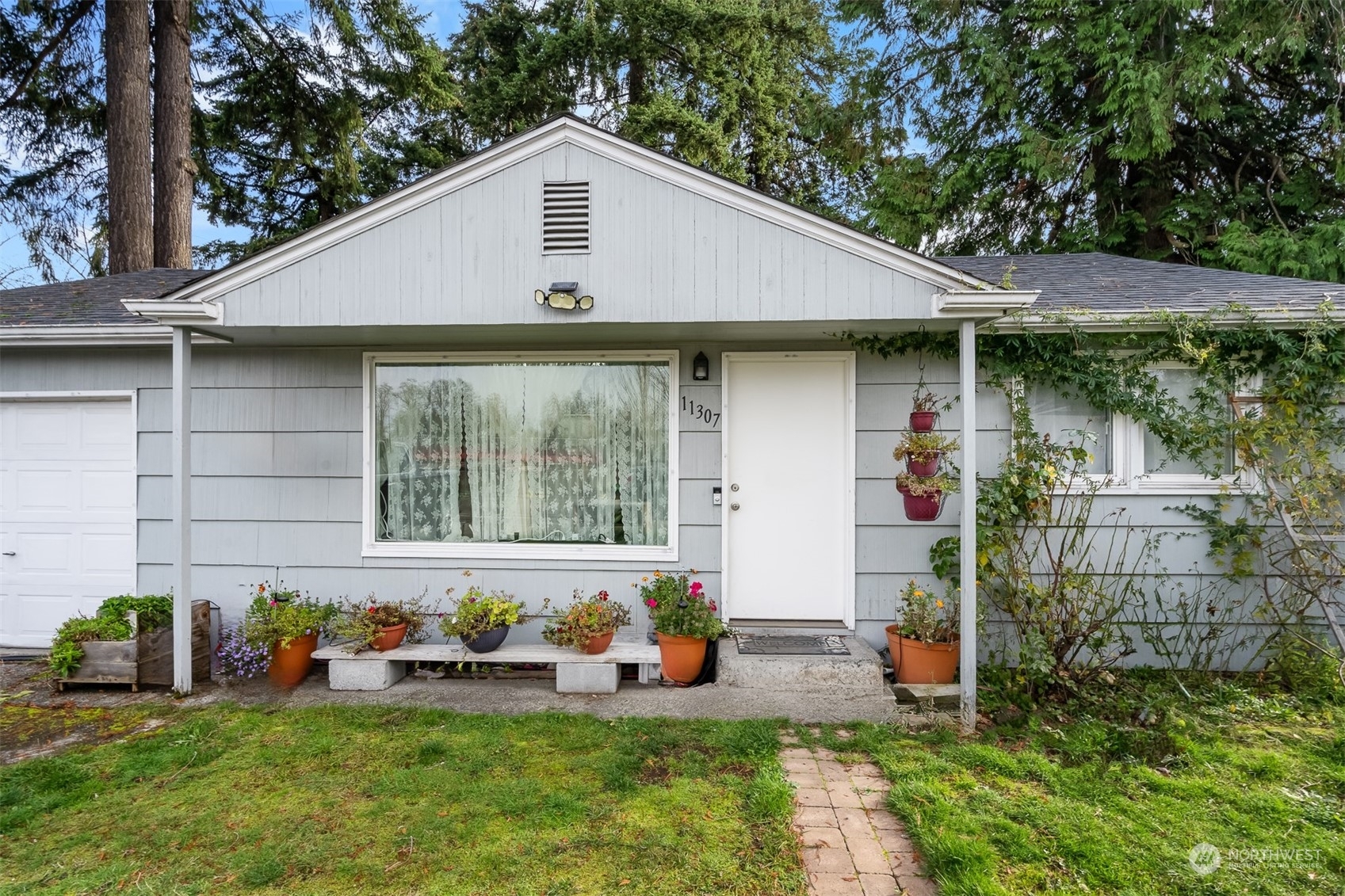 Property Photo:  11307  Kendrick Street SW  WA 98499 