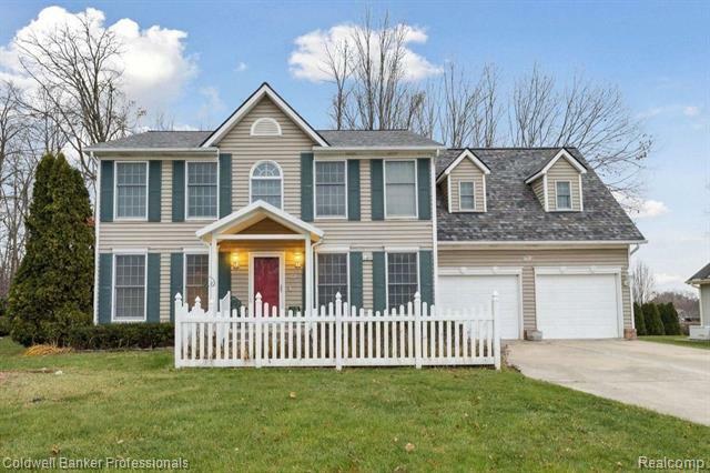 Property Photo: 5307 Oakhill Drive MI 48473