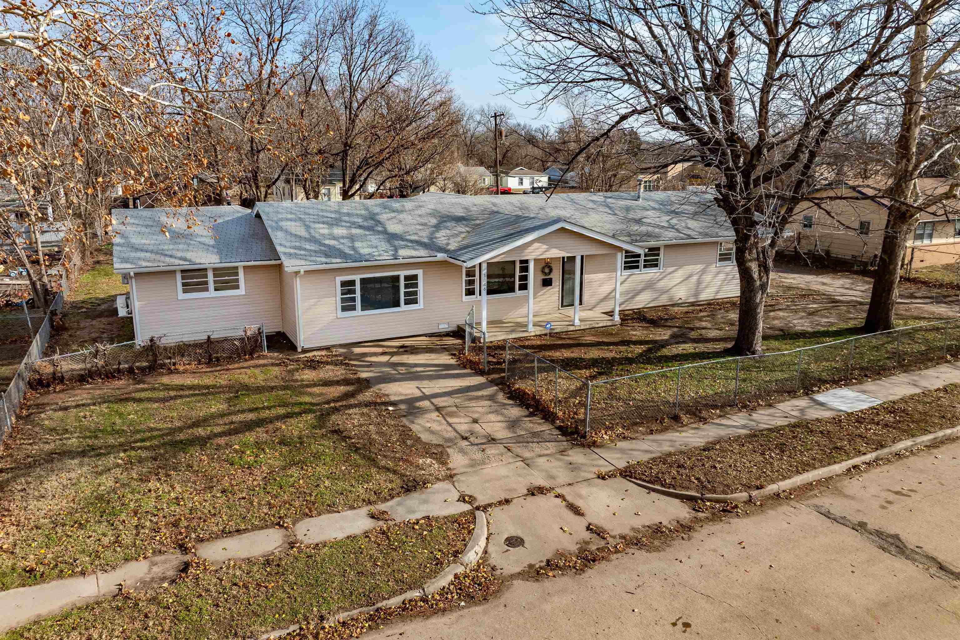 Property Photo:  1146 N Kansas Ave  KS 67214-3126 