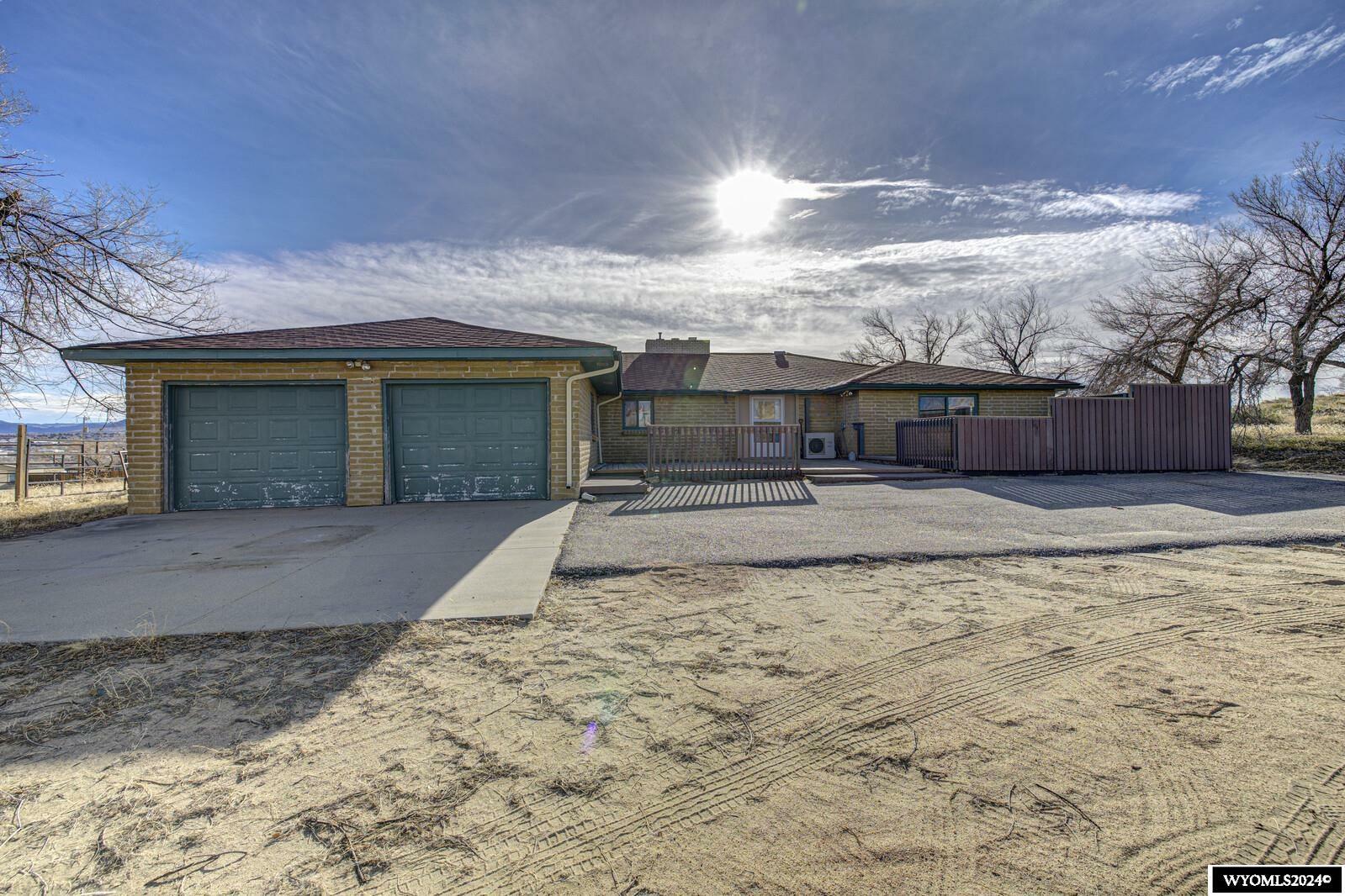 Property Photo:  1400 E Sunlight Drive  WY 82601 