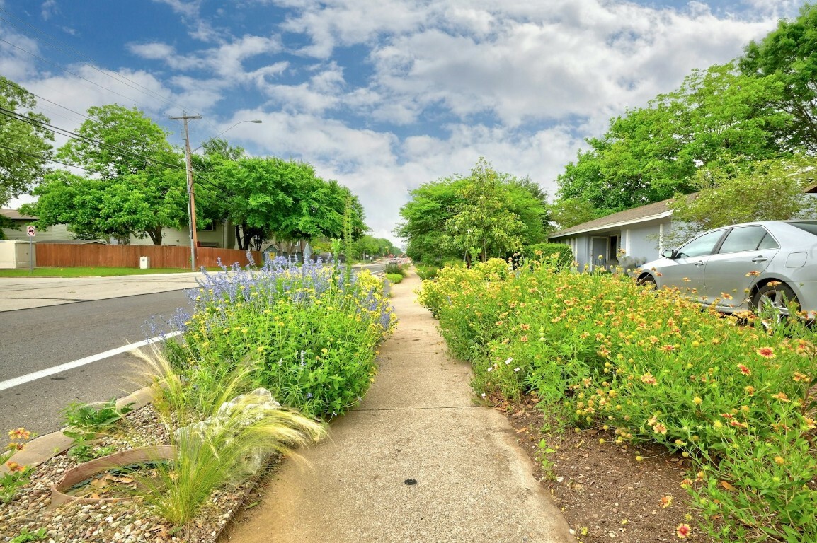 Property Photo:  3105 Steck Avenue  TX 78757 