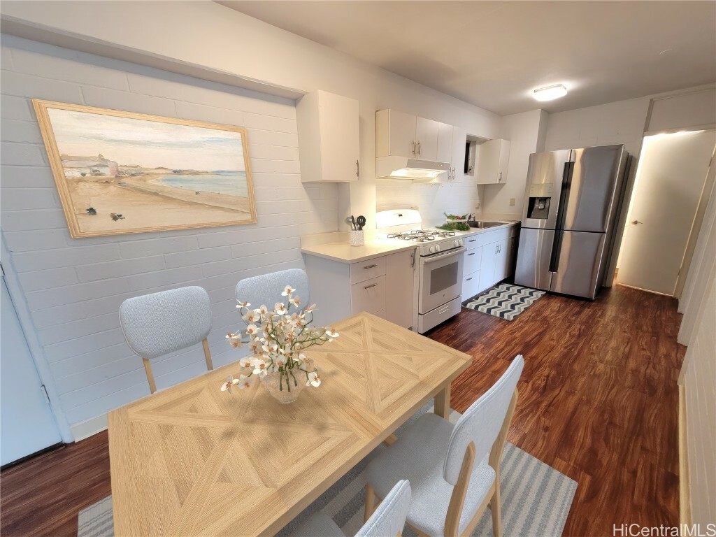 2450 Date Street 23  Honolulu HI 96826 photo