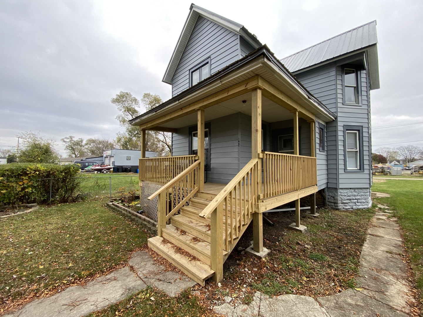 Property Photo:  942 N Schuyler Avenue 1  IL 60901 