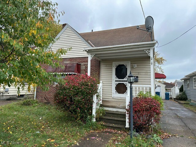 2378 Oberlin Avenue  Lorain OH 44052 photo