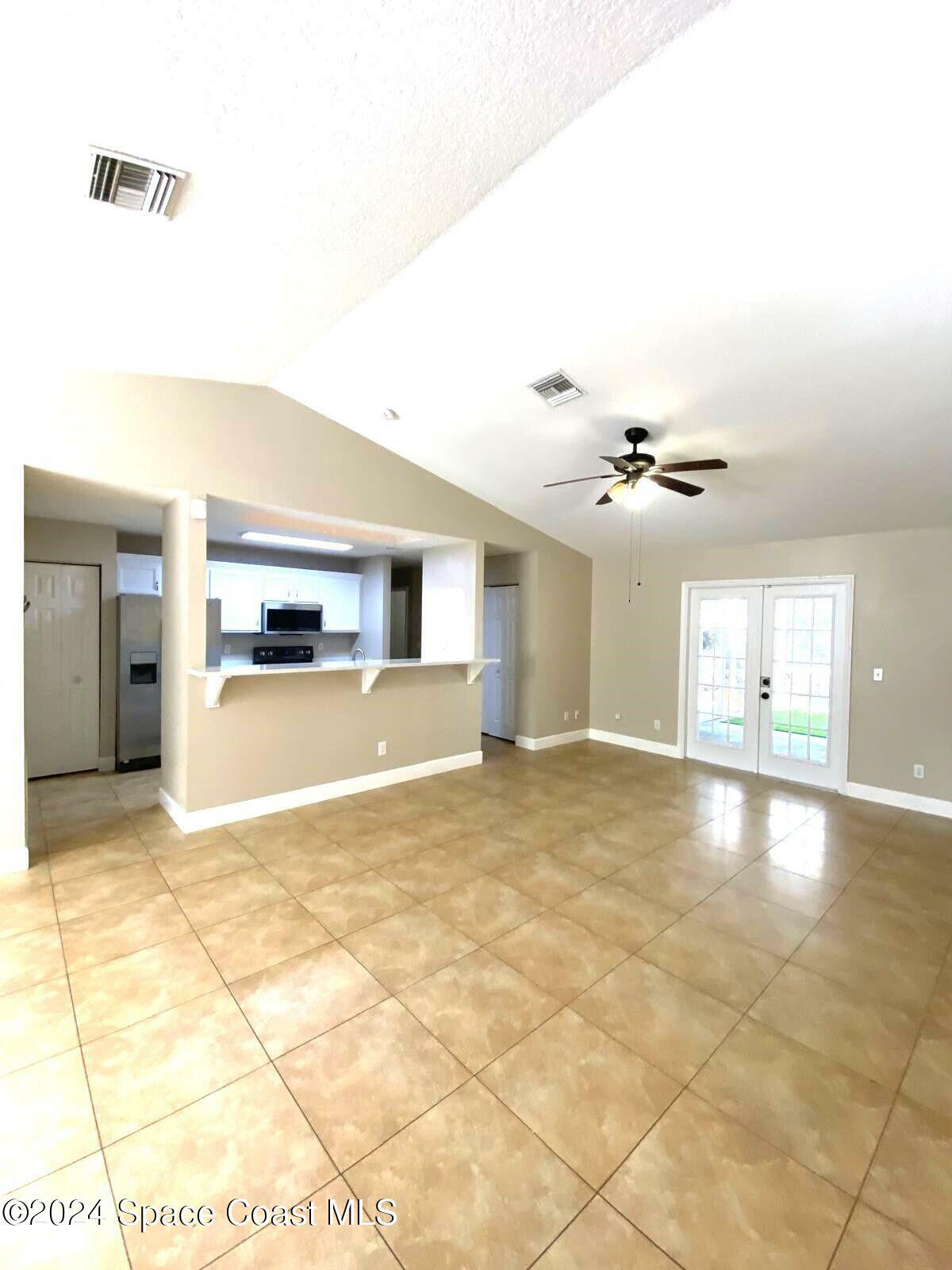 Property Photo:  915 11th Terr Terrace  FL 32960 