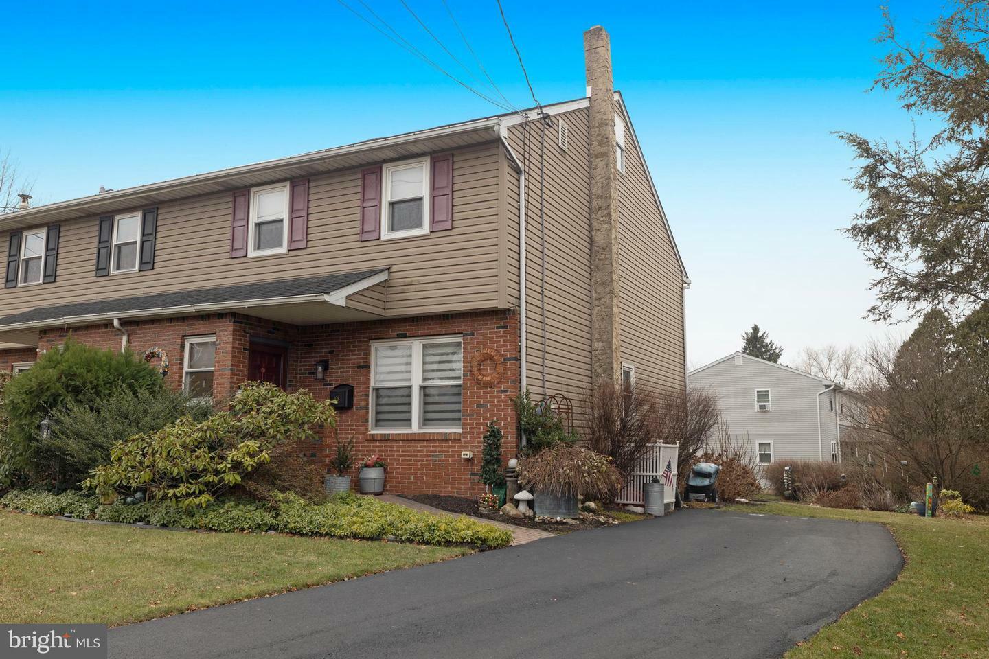 Property Photo:  408 E Landis Street  PA 18036 