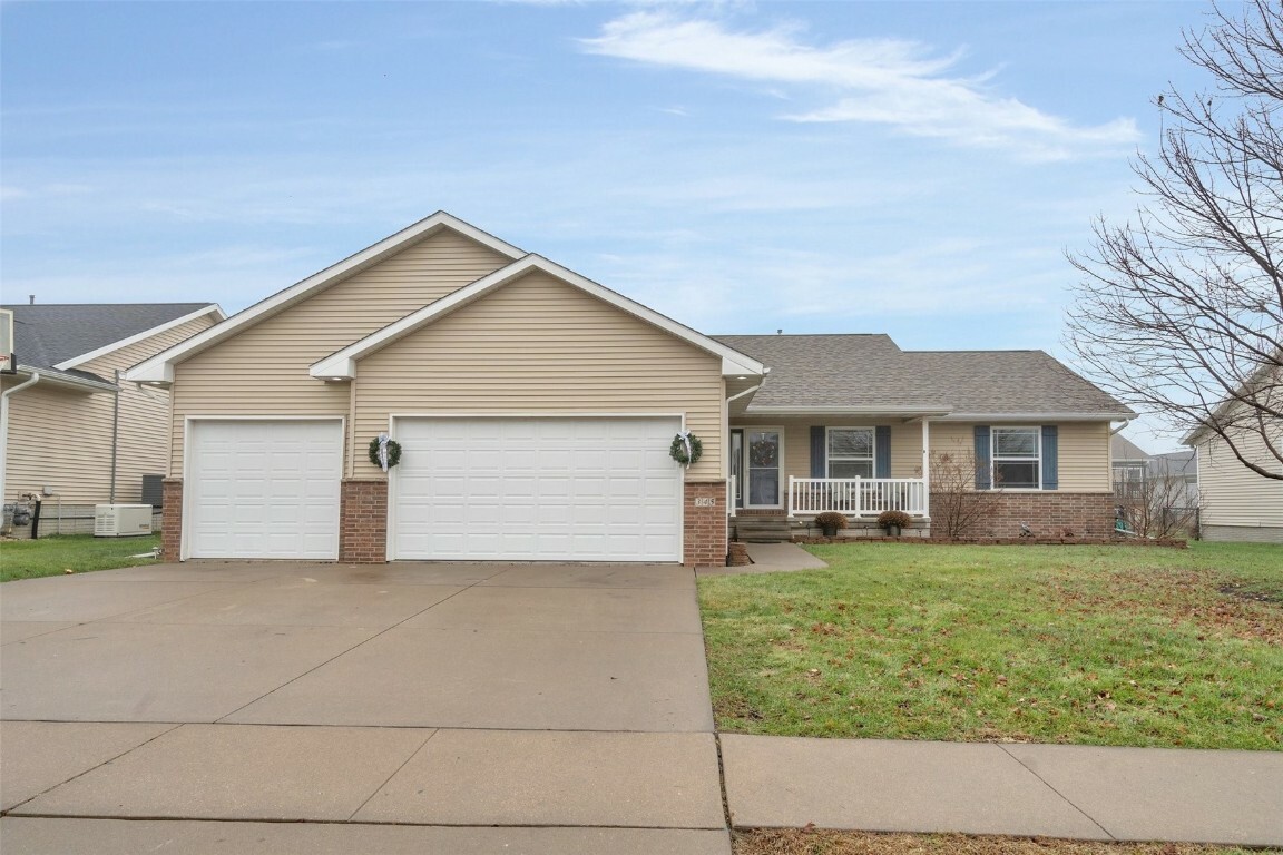 Property Photo: 345 Rosslare Street IA 52302