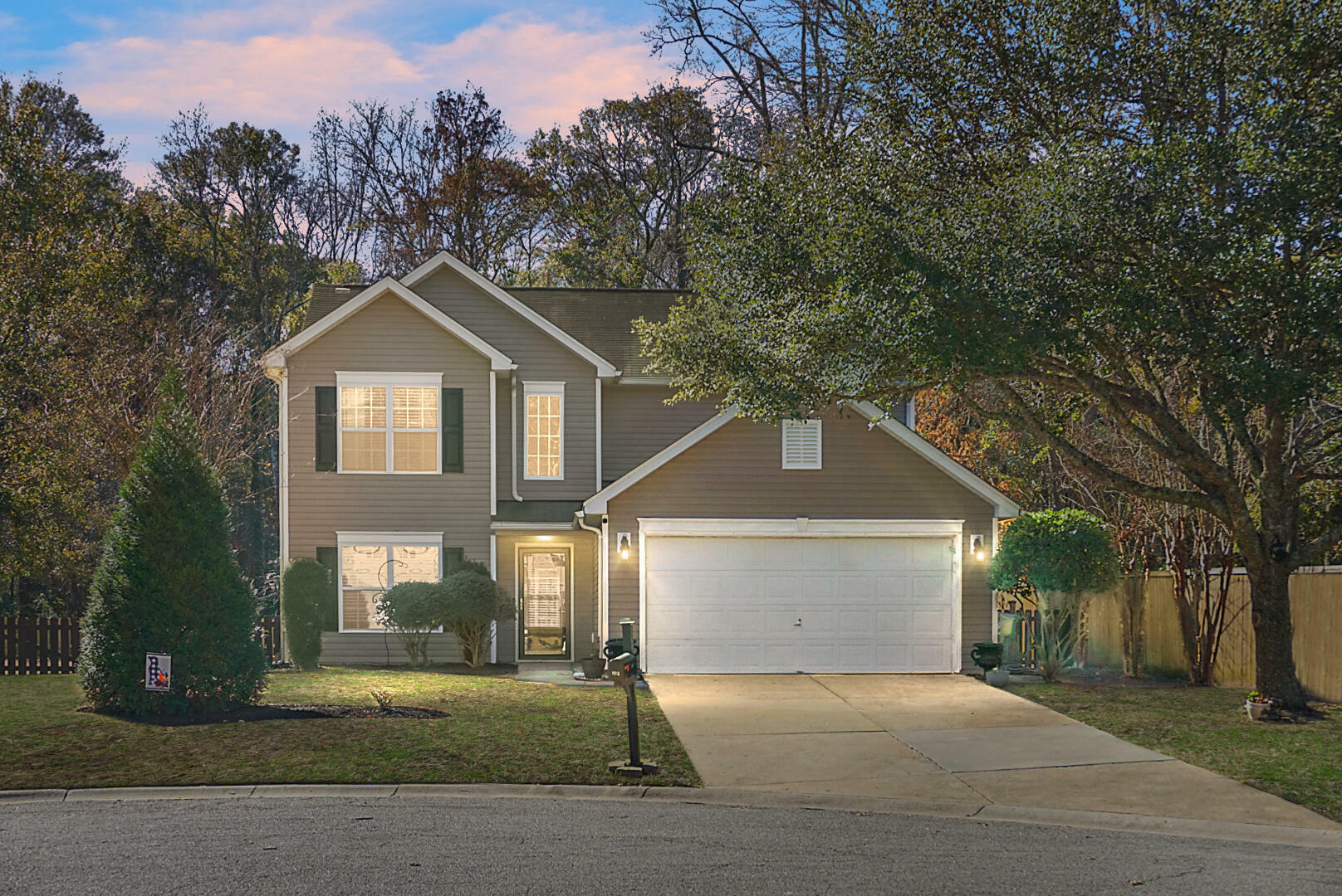 Property Photo:  102 Teakwood Court  SC 29485 