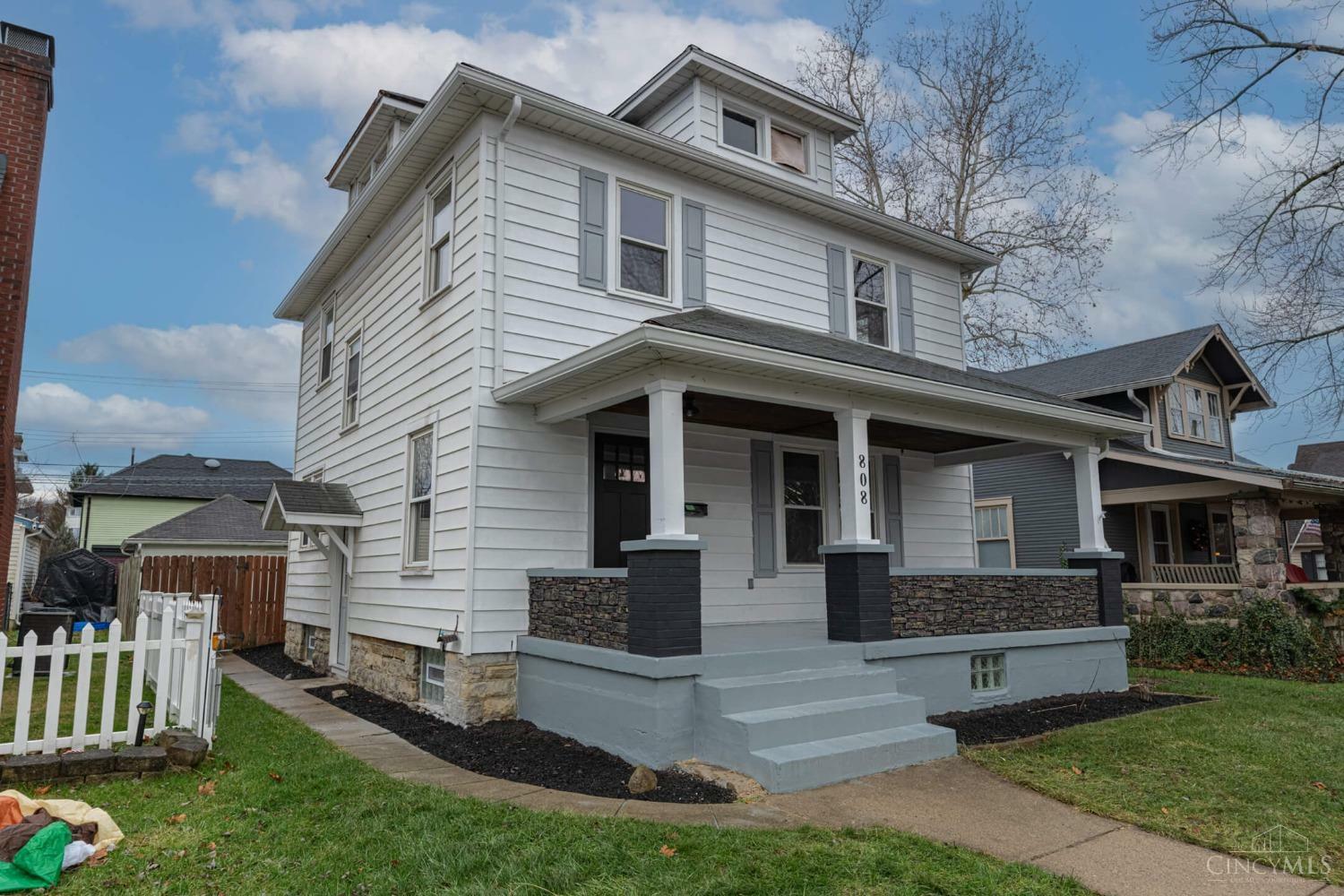 Property Photo:  808 E Maple Avenue  OH 45342 