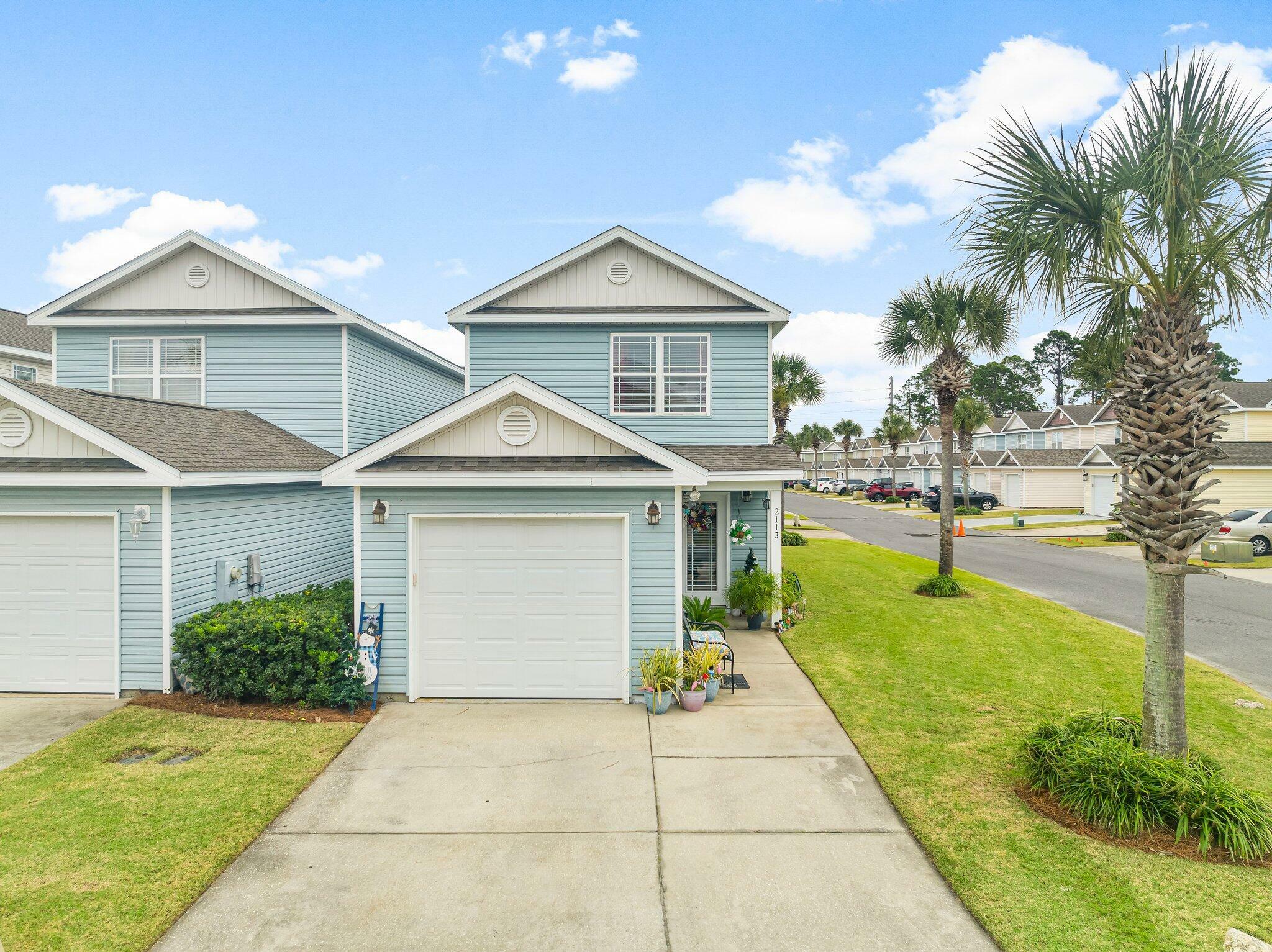 Property Photo: 2113 Sterling Cove Boulevard FL 32408