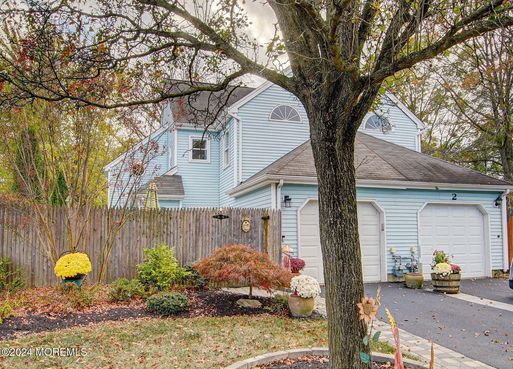 Property Photo:  3 Whittier Court  NJ 07728 