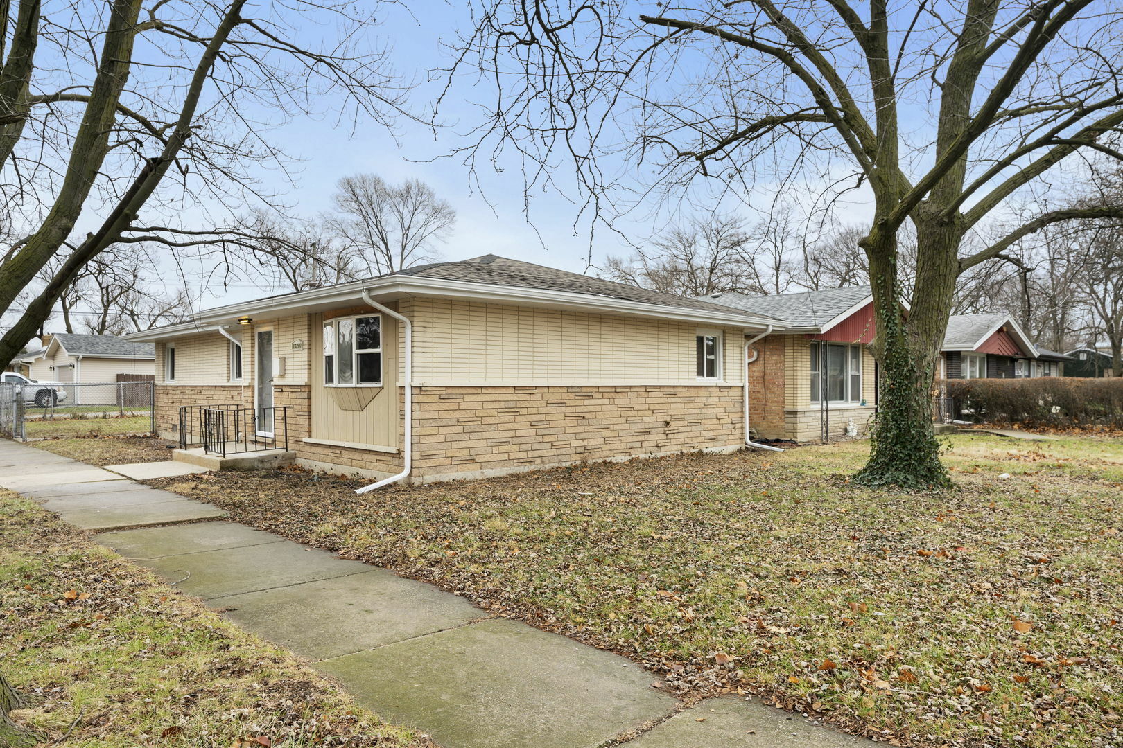 Property Photo:  16201 Carse Avenue  IL 60426 