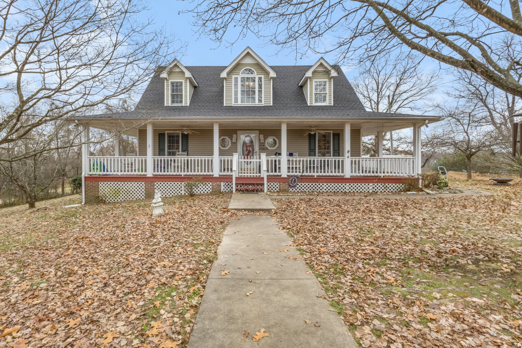 Property Photo:  374 Rossview Rd  TN 37043 