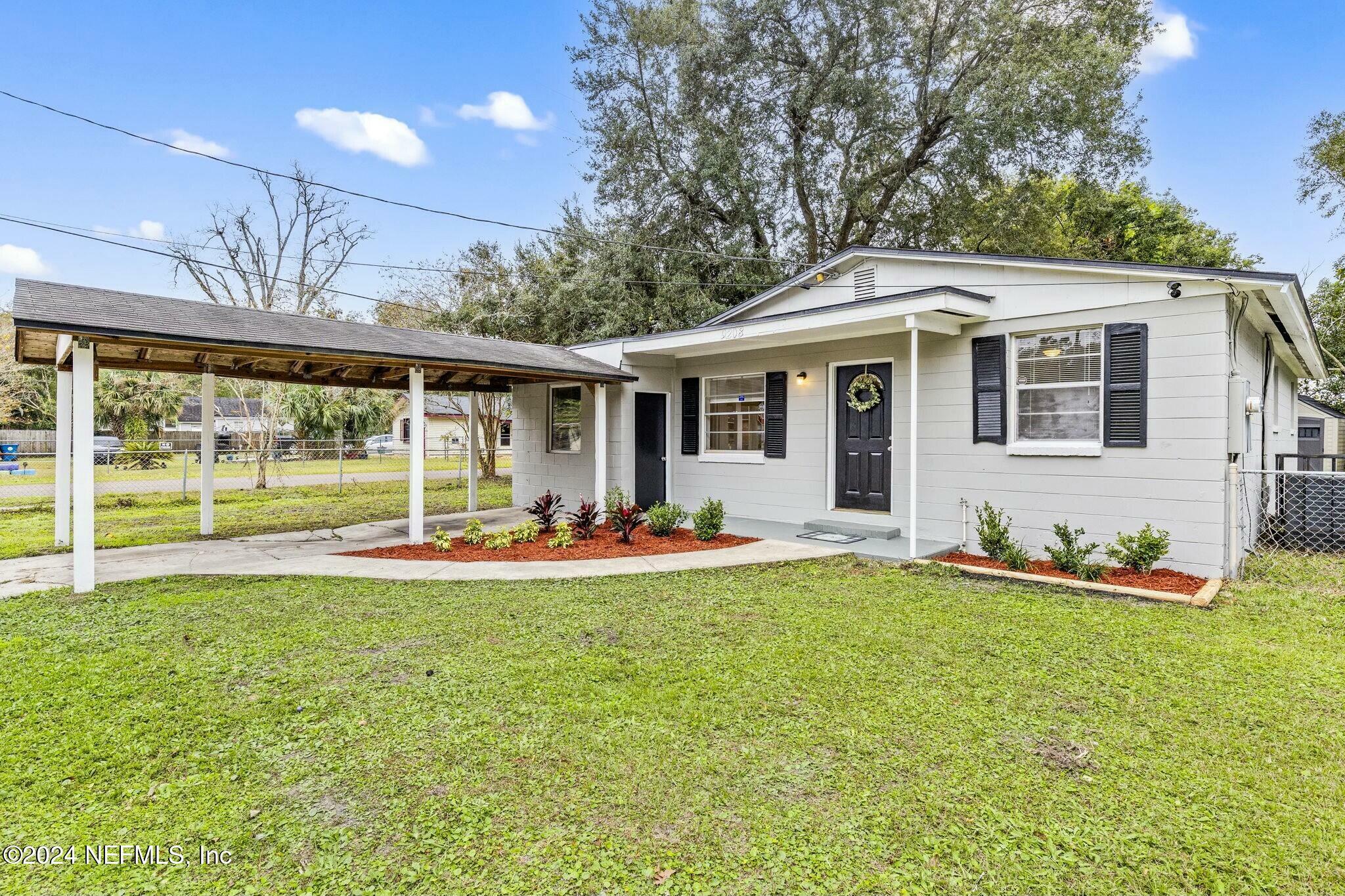 Property Photo:  9208 5th Avenue  FL 32208 