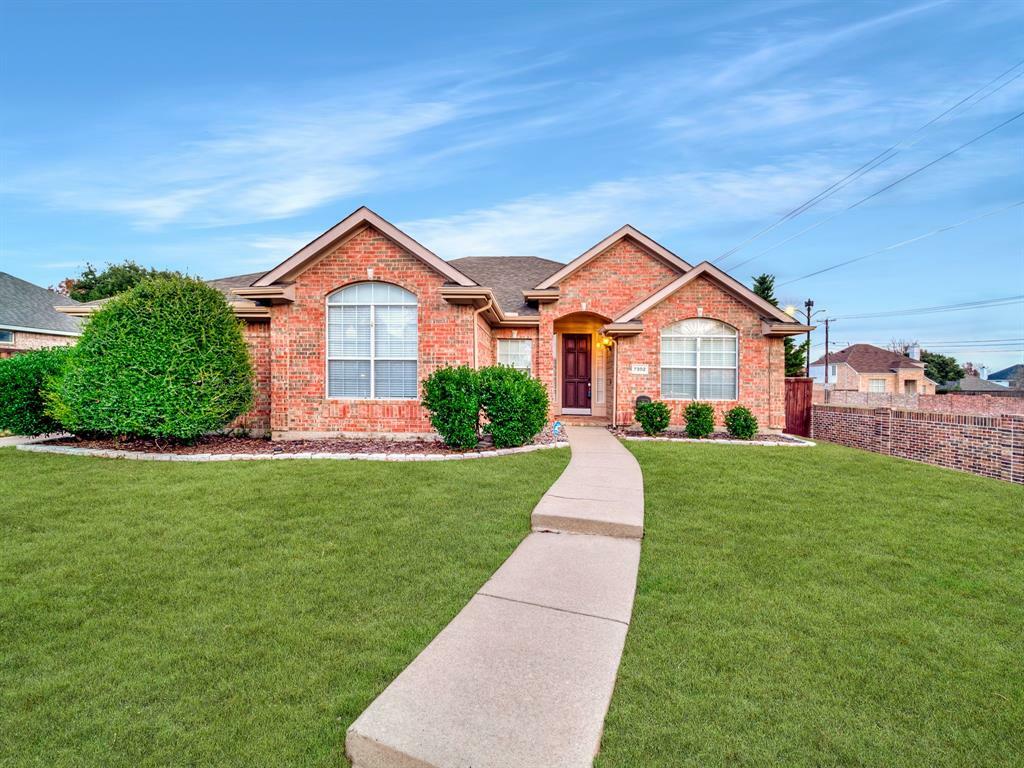 Property Photo:  7302 Cresson Drive  TX 75035 