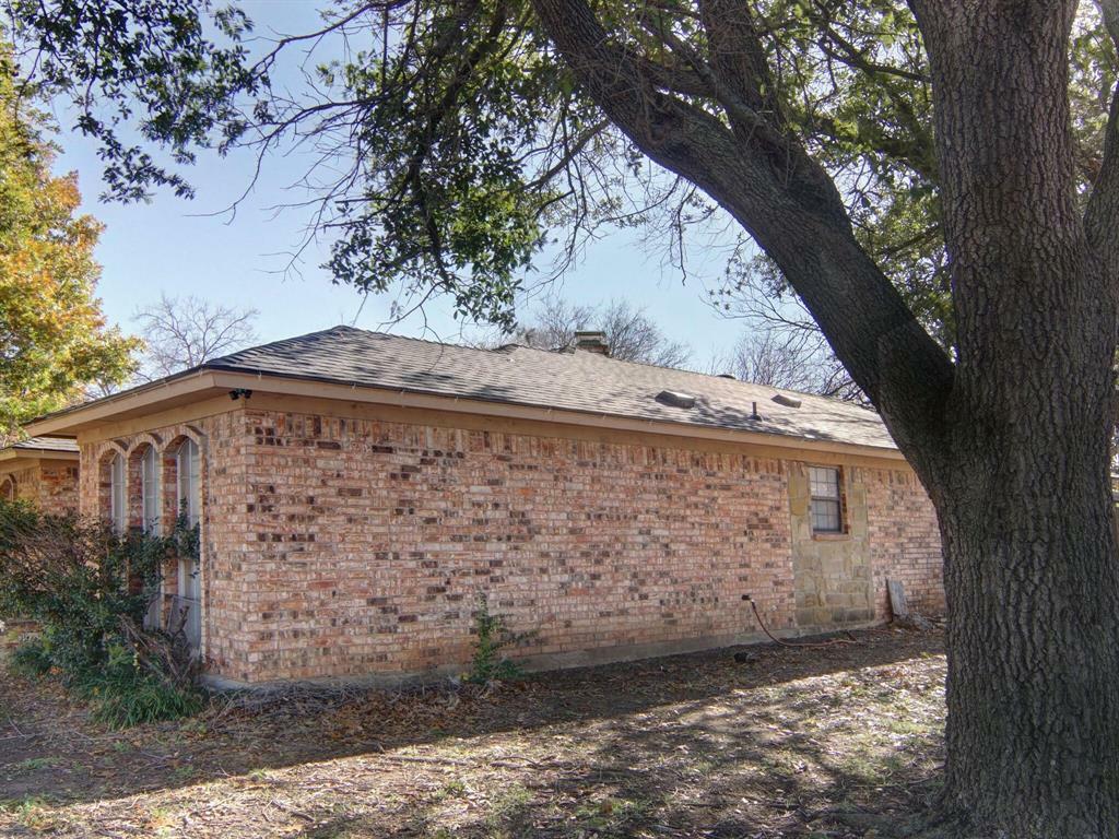 Property Photo:  3825 Memphis Lane  TX 76133 