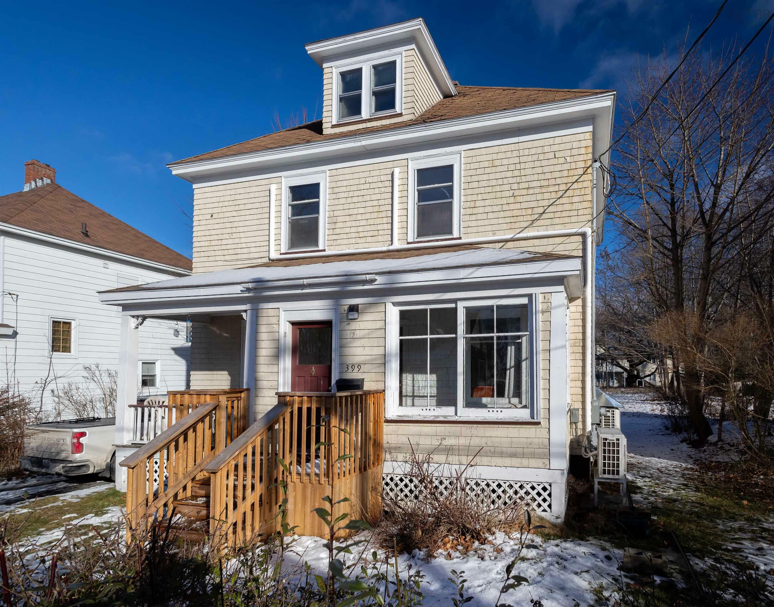 Property Photo:  399 Bentinck St. Street  NS B1S 2Y5 