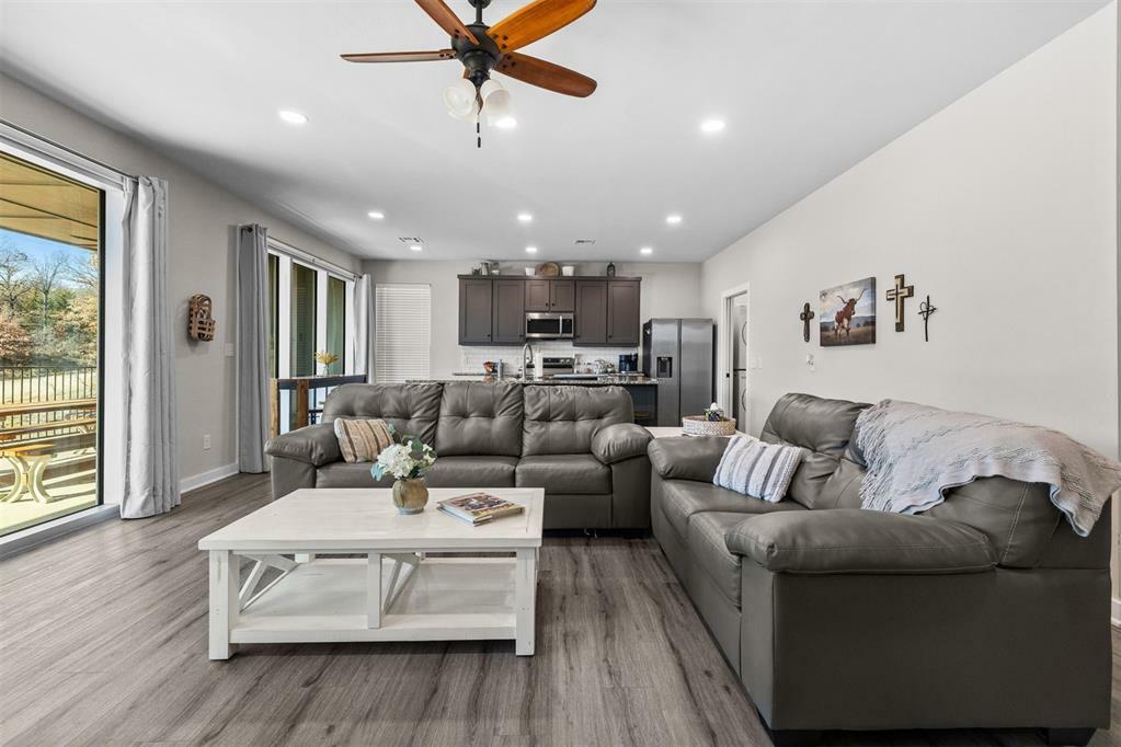 Property Photo: 223 Merry Circle Drive OK 73557
