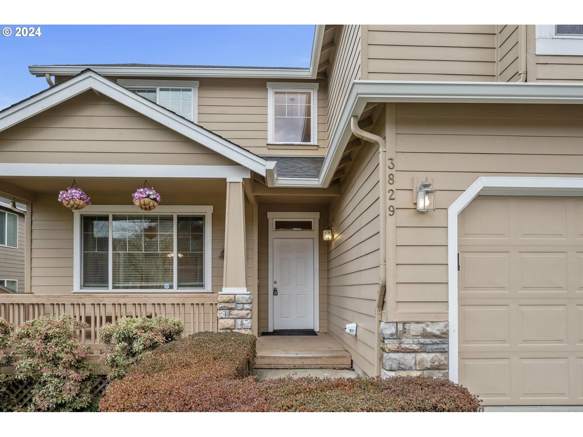 Property Photo:  3829 NW 24th Ave  WA 98607 