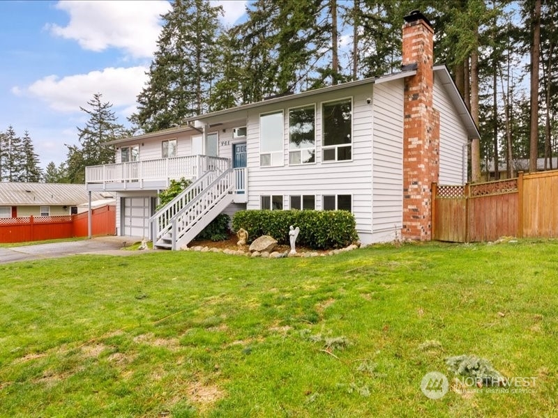 Property Photo:  741 SW 10th Court  WA 98277 