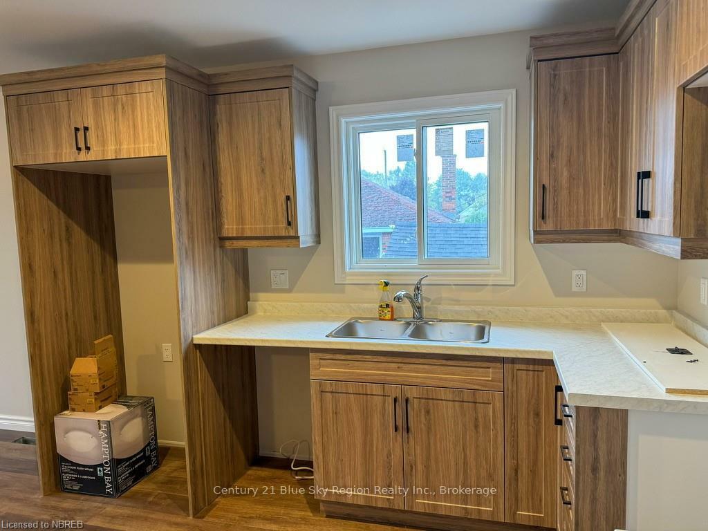 Property Photo: 1556 Fraser Street ON P1B 3Z2