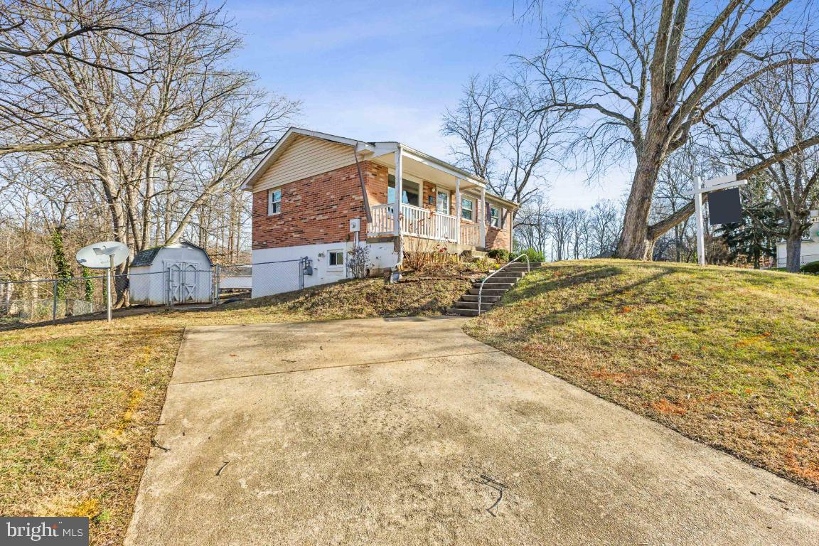 Property Photo:  14317 Fairview Lane  VA 22193 