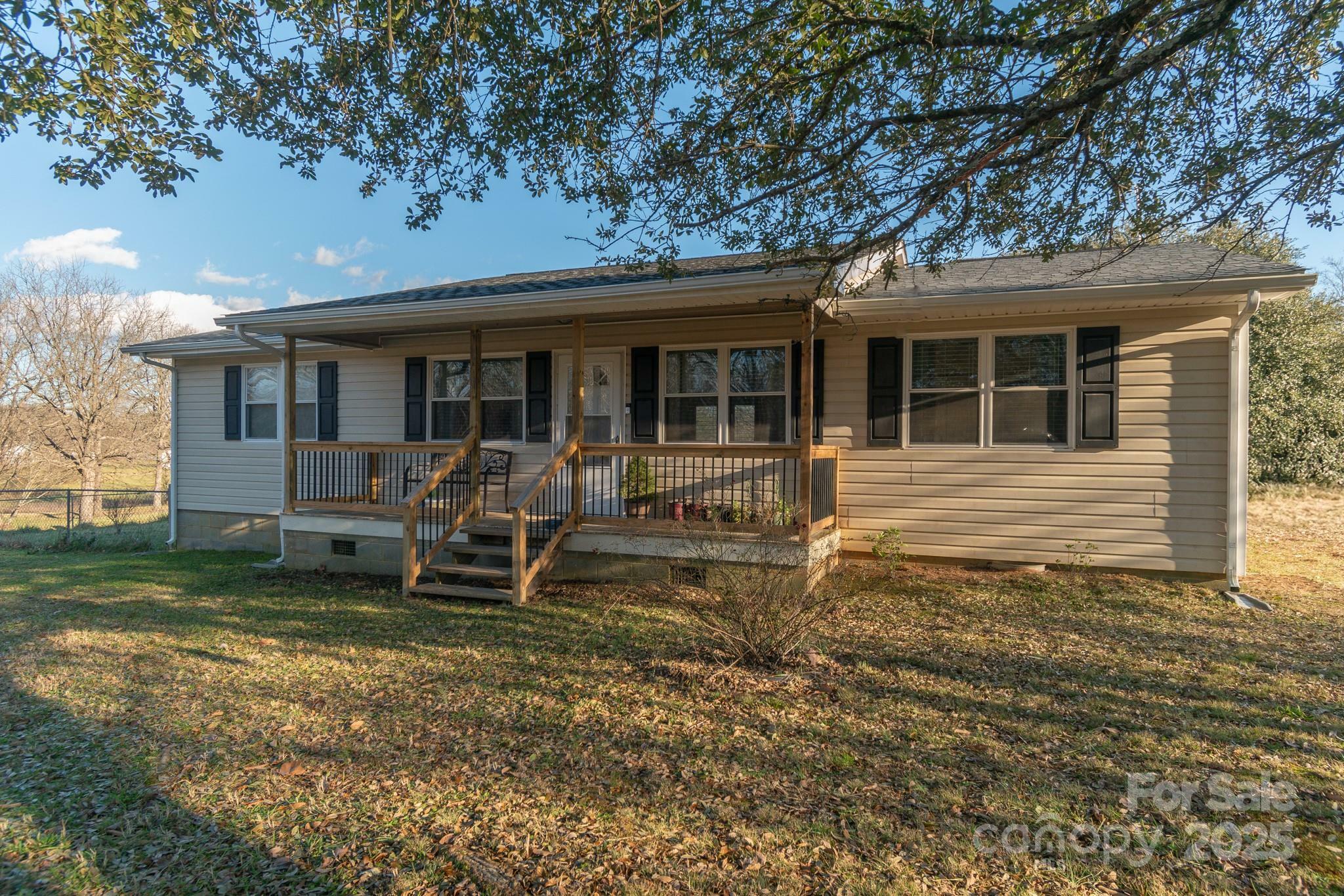 Property Photo:  128 Tr Foster Road  NC 28086 