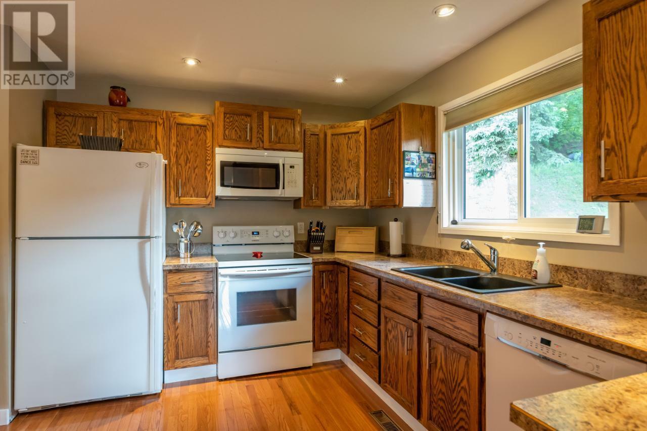 Property Photo:  1415 Earl Street  BC V0G 1Y0 