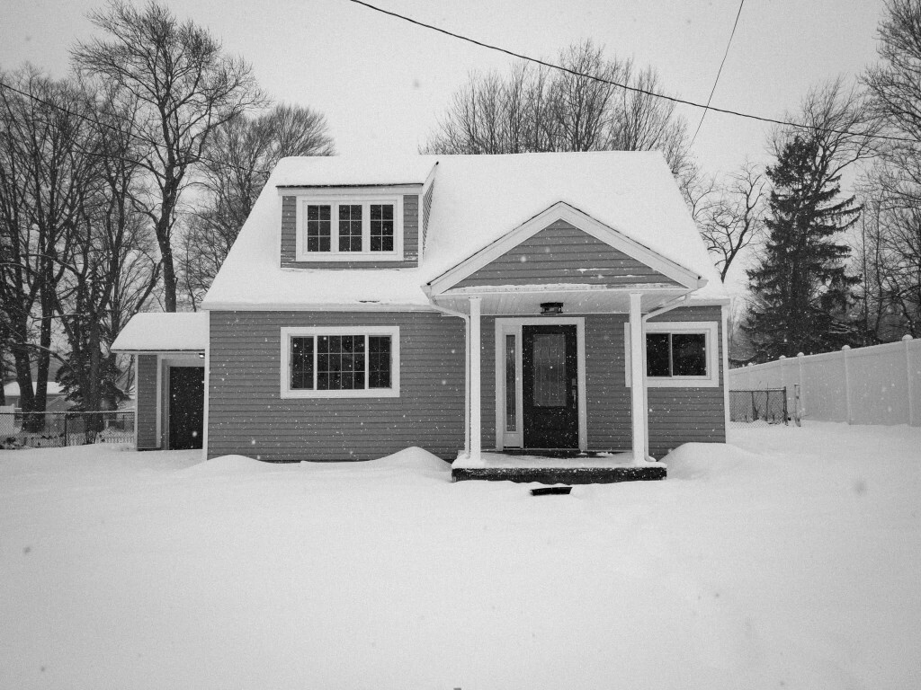 Property Photo:  4828 Conway Street  PA 16509 