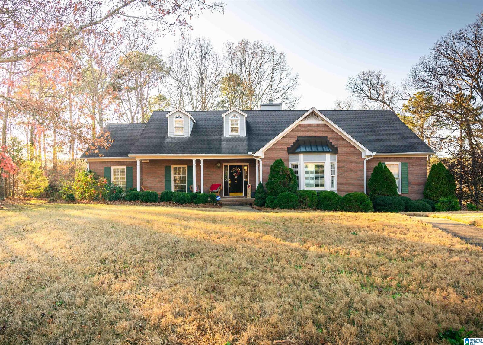 Property Photo:  324 Timber Trail  AL 35043 