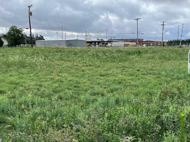 Property Photo: 1212 Ave I TX 79357