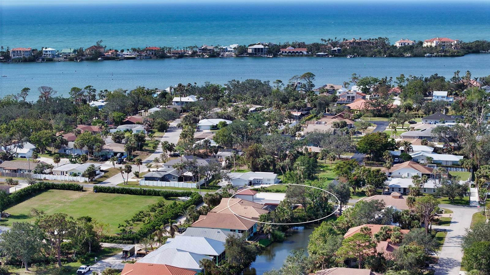 Property Photo: 2402 Palmetto Street FL 34275