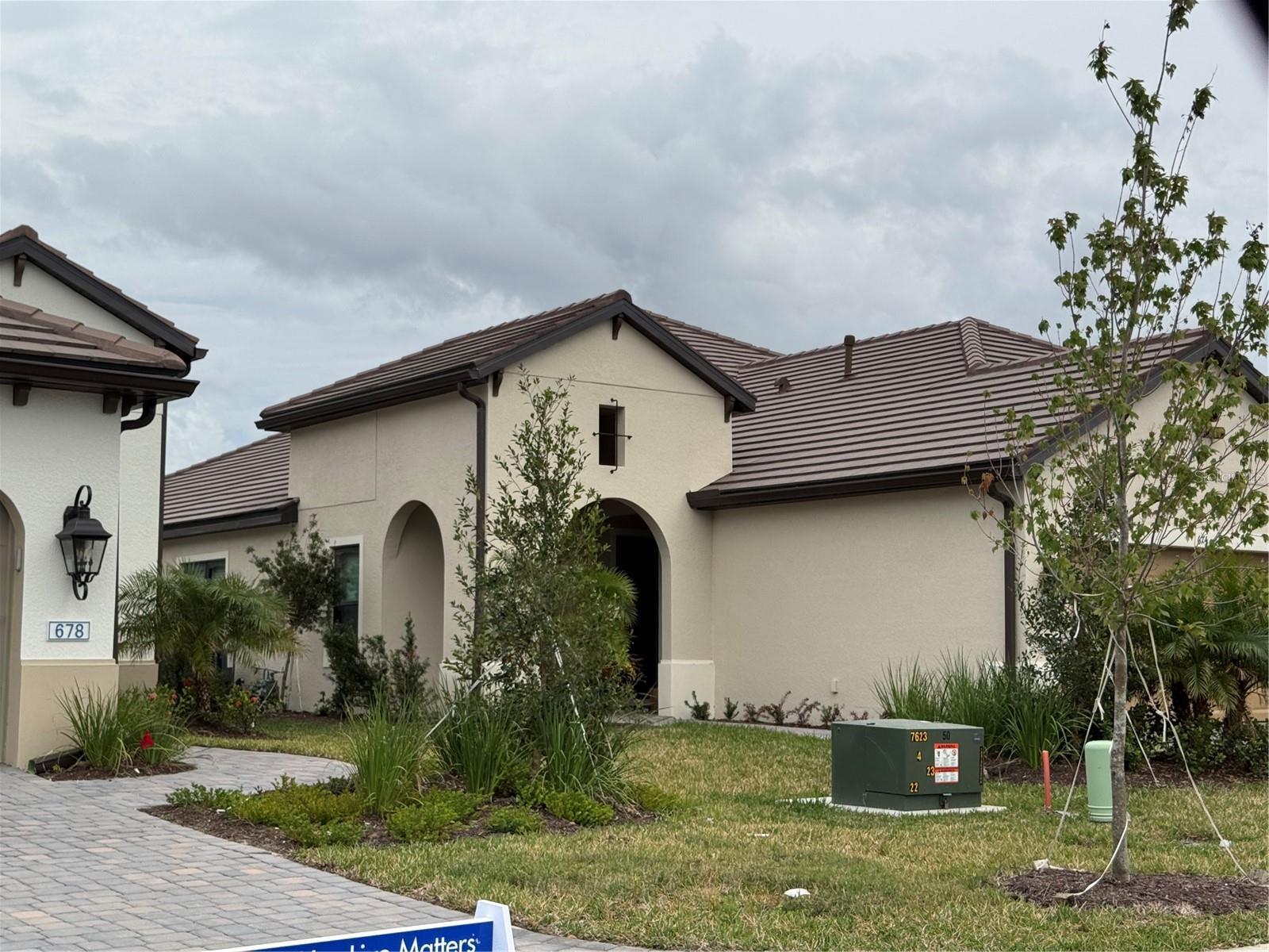 Property Photo: 674 Allora Avenue FL 34292