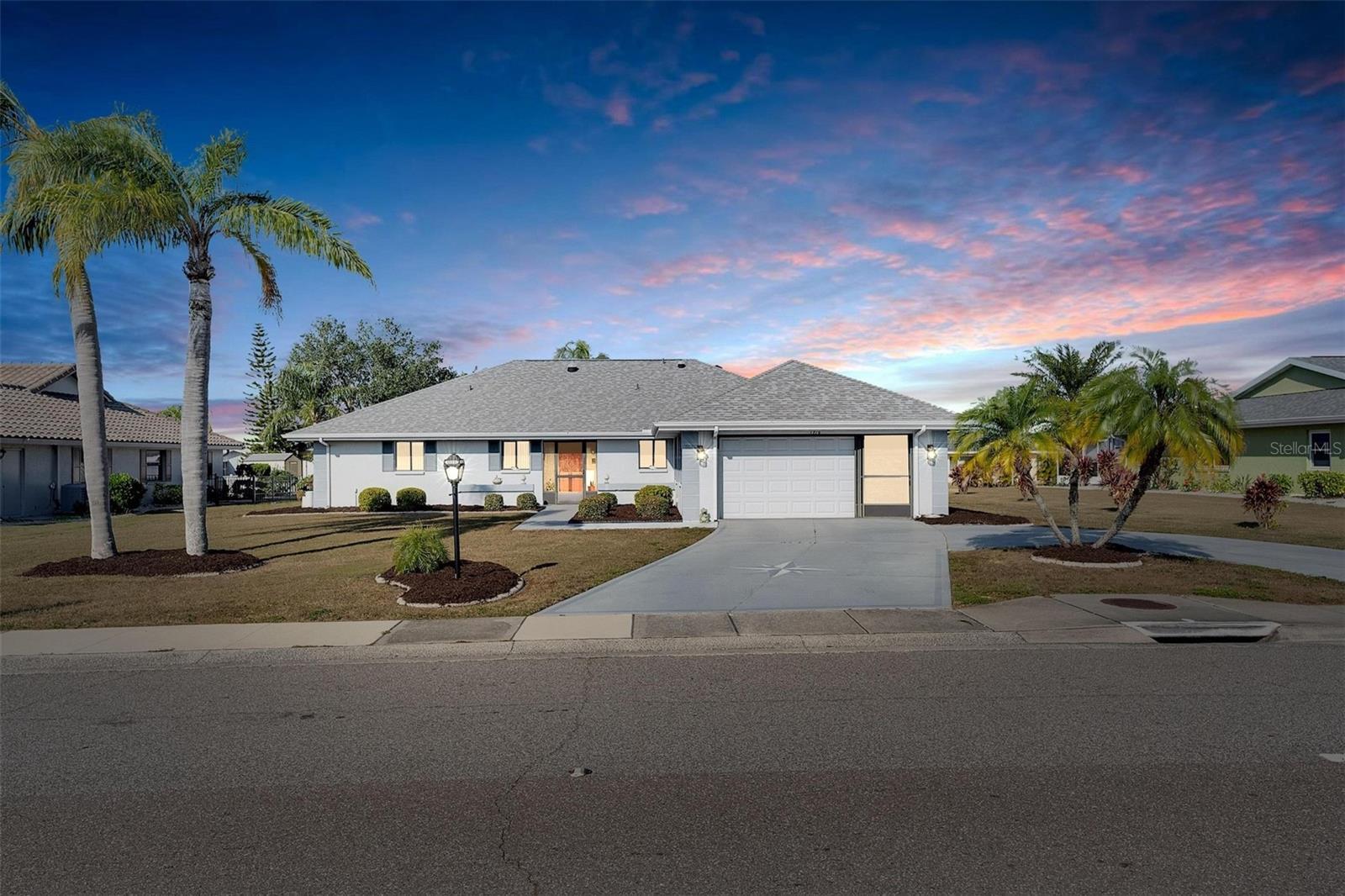 1719 S Pebble Beach Boulevard  Sun City Center FL 33573 photo